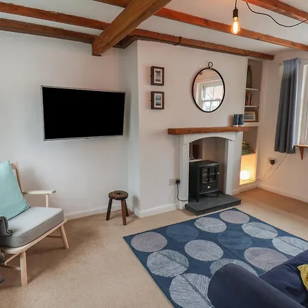 9 Salt Pan Well Steps * 惠特比